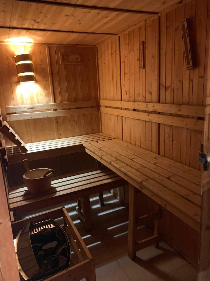 Maison avec piscine et sauna à Vire Viré Exterior foto