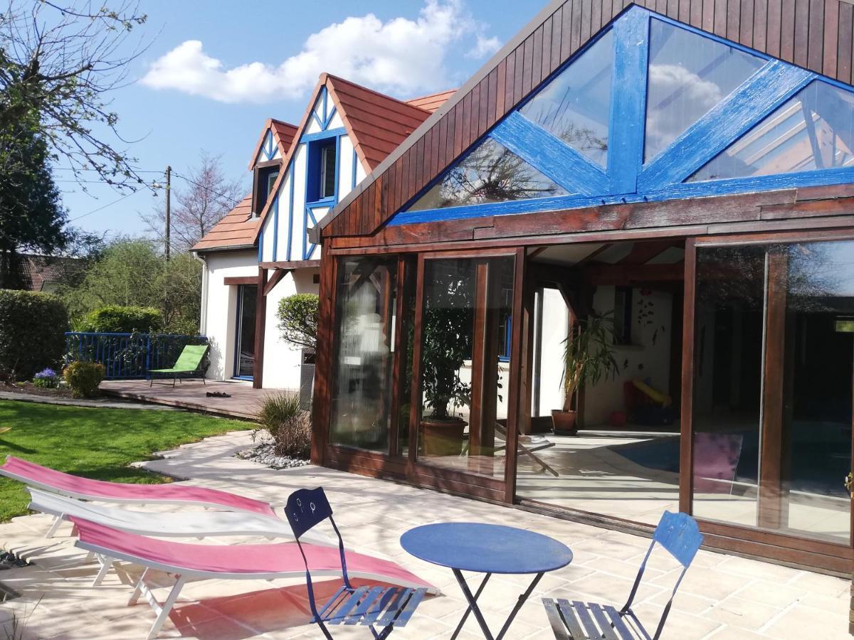 Maison avec piscine et sauna à Vire Viré Exterior foto